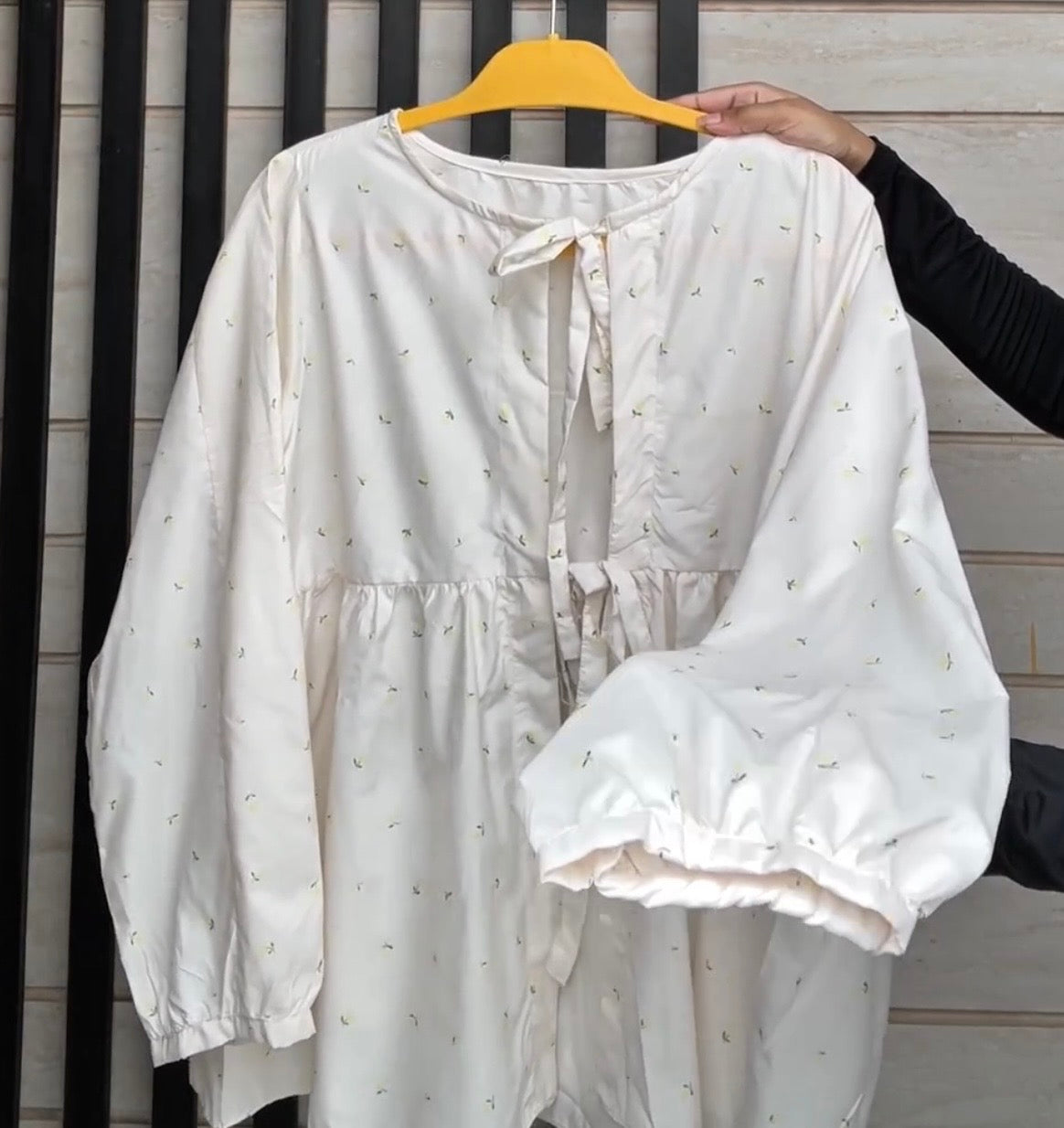 Lemon Bow Top