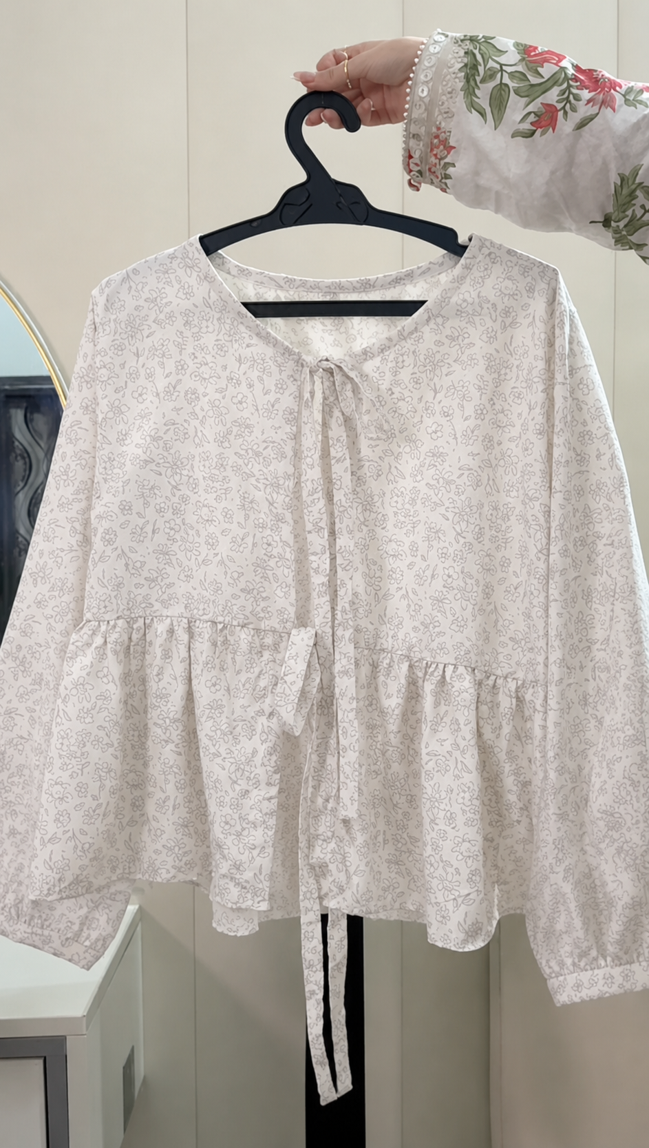 Ivory Bow Top
