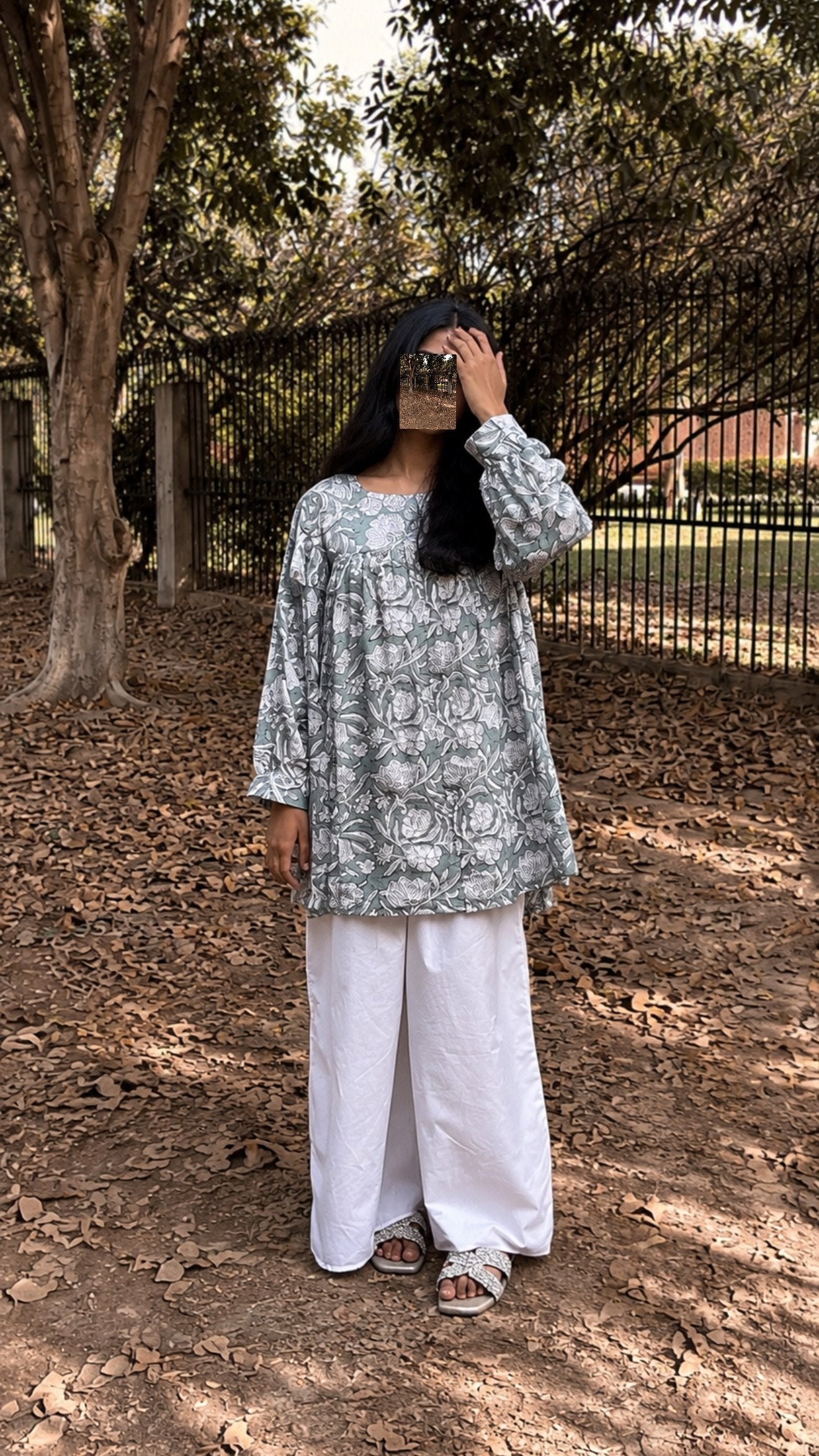 Gulbahaar Kurti
