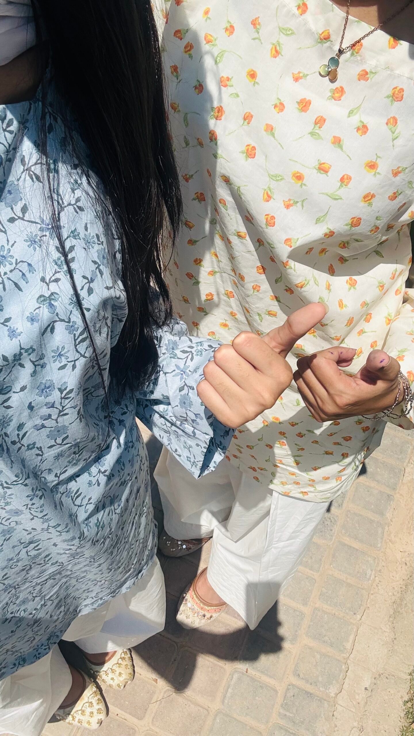 Noor-e-Bahar Kurti - Image 3